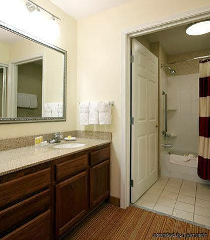 Hotel Northwest / Willowbrook Houston
